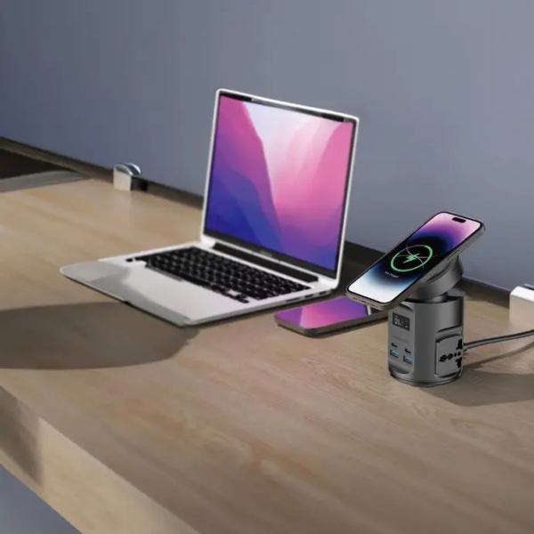 POWEROLOGY PWCUQC014 Magsafe Power Hub USB-C Power Delivery And USB-A QC 3.0