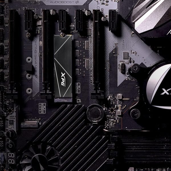 XPG GAMMIX AGAMMIXS70B-1T-CS S70 BLADE 1TB PCIe Gen4x4 M.2 SSD