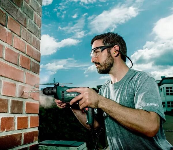 Metabo SBE 650 Impact Drill 600742000 13mm, 650W, 220V with Forward/Reverse Function